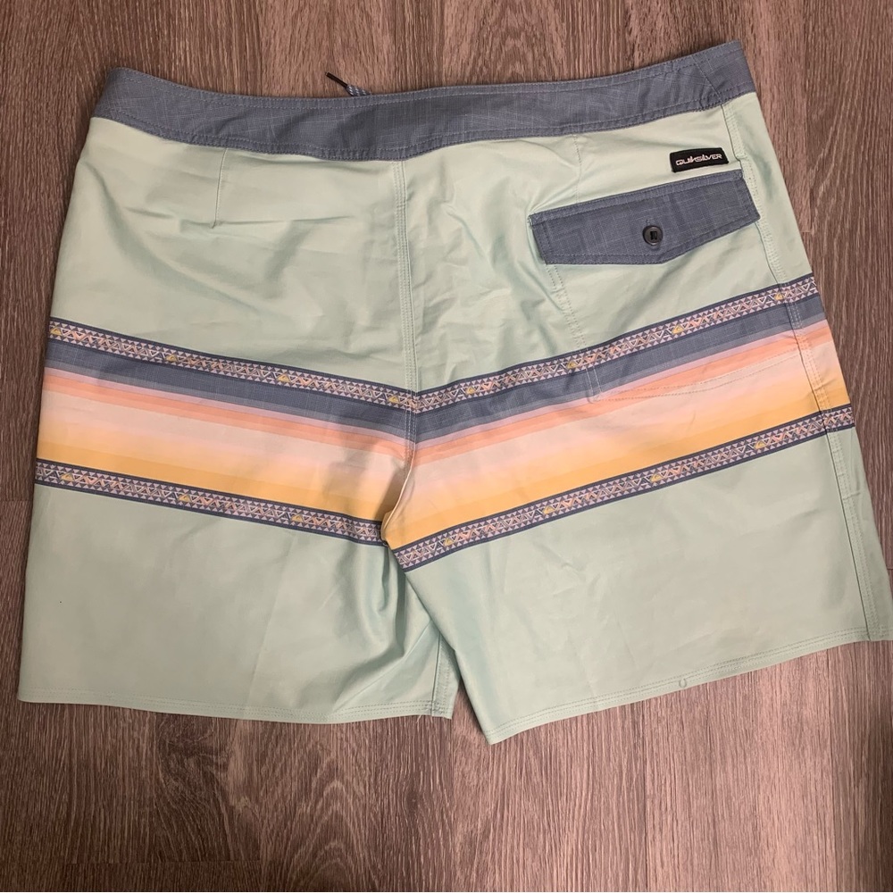 Quicksilver Highline Swim Trunks - image 3